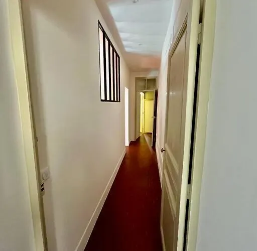 Appartement T3 Au Coeur De La Hyères