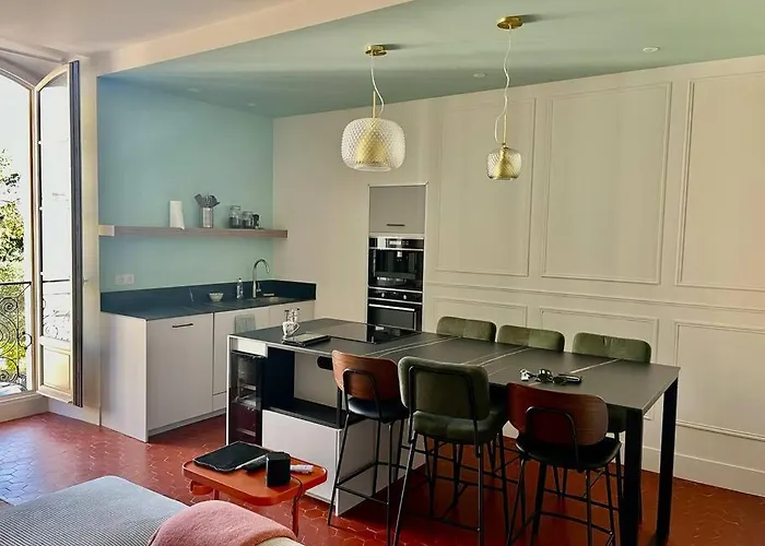 Apartment T3 Au Coeur De La Hyères